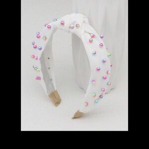 Headband with Multicolor Pearls